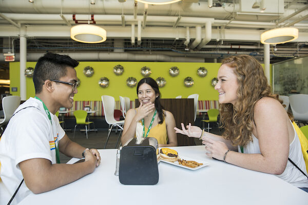 Ike's Dining on the Fairfax Campus.  Photo by:  Ron Aira/Creative Services/George Mason University